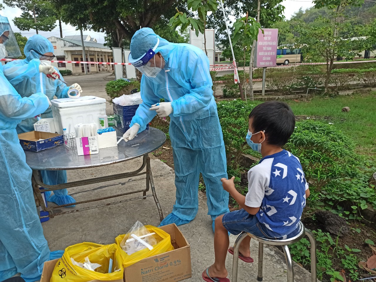 Đã có hơn 4.000 nhân viên y tế trên cả nước hỗ trợ công tác phòng, chống dịch cho Thành phố Hồ Chí Minh