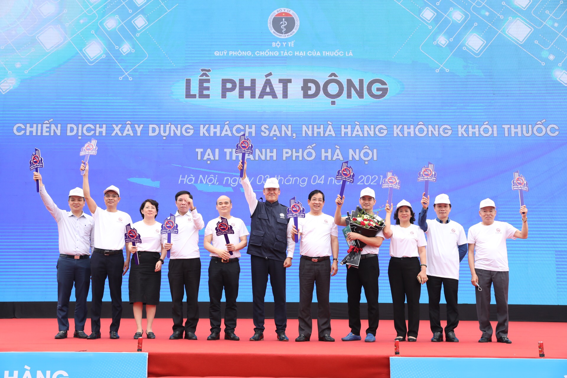 Gần 1 triệu phụ nữ và trẻ em tử vong vì hít phải khói thuốc thụ động mỗi năm