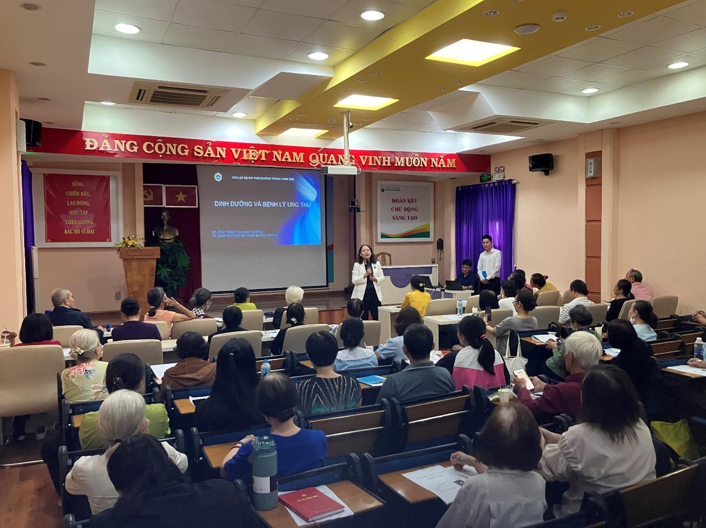 Bệnh nhân ung thư: Vai trò quan trọng của dinh dưỡng hợp lý