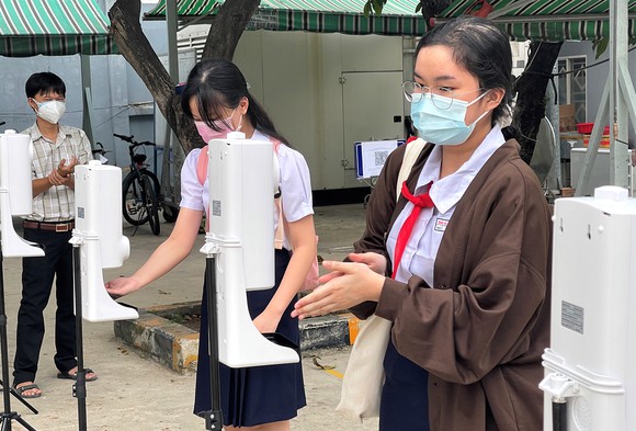 Điểm báo ngày 12/12/2021