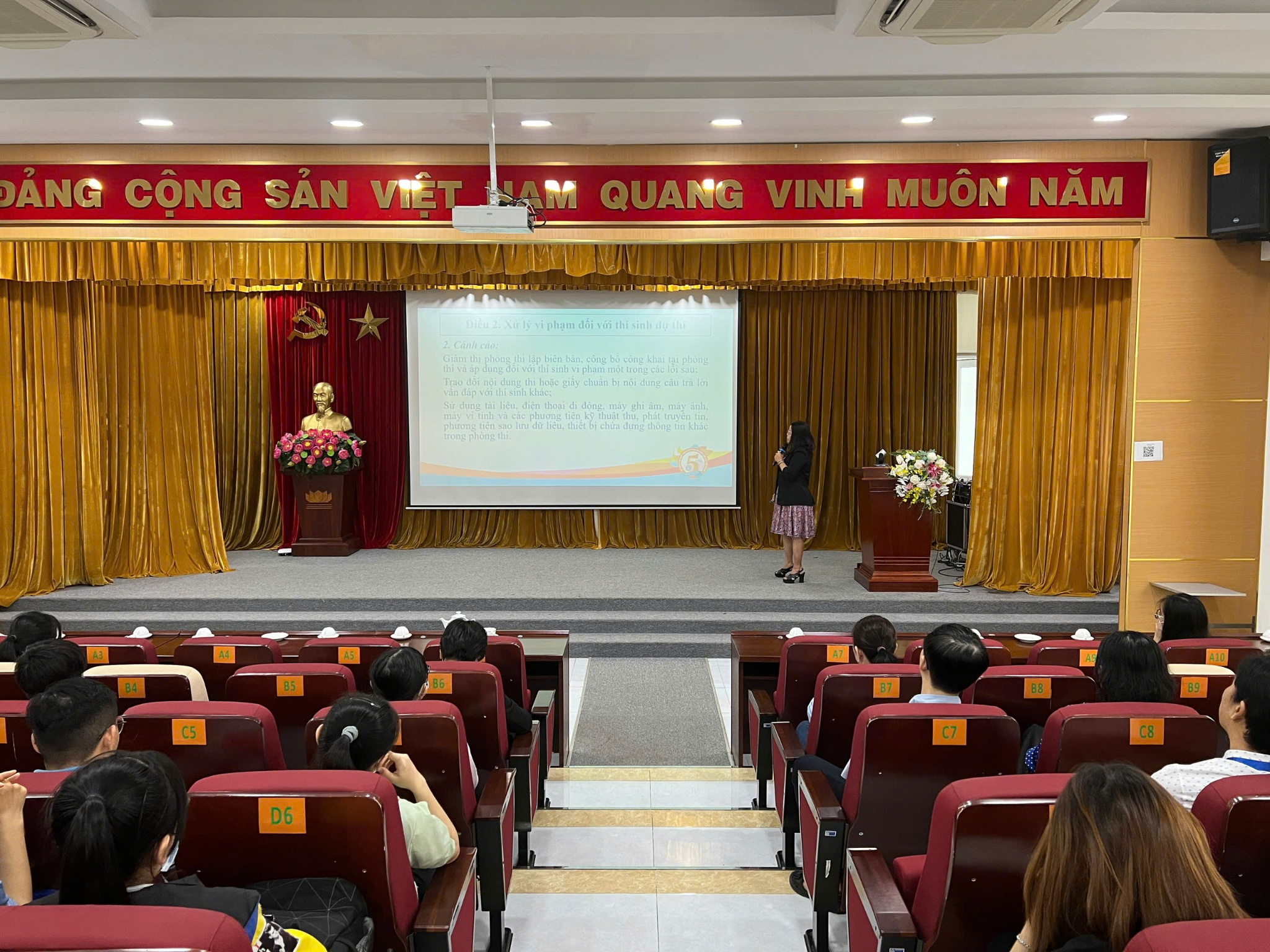 HCDC: Phổ biến quy chế xét tuyển kỳ tuyển dụng viên chức năm 2024