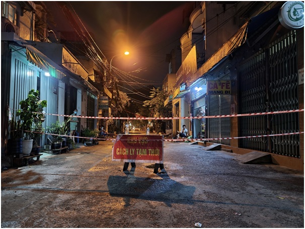 Quận Gò Vấp: xử lý 04 trường hợp nghi nhiễm mới ngay trong đêm