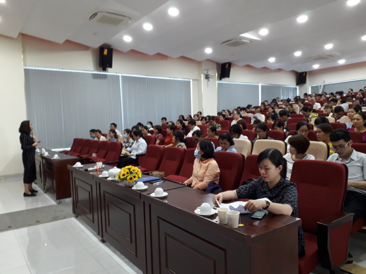Tái sử dụng dụng cụ, vật tư y tế - cấn thực hiện đúng quy trình khử khuẩn, tiệt khuẩn