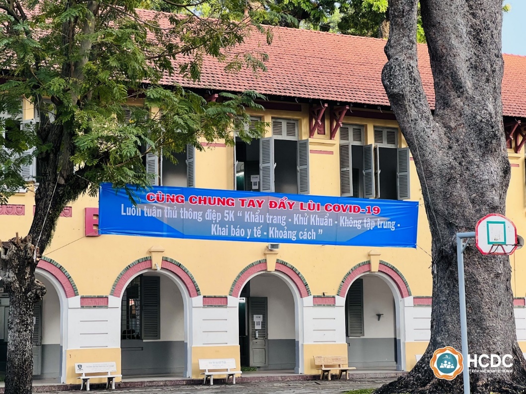 TP. HCM: Đảm bảo an toàn phòng chống dịch COVID-19 khi học sinh trở lại trường học